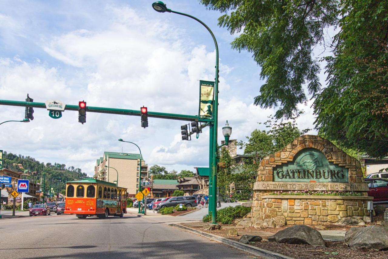 Seasons Of The Heart Villa Gatlinburg Exterior photo